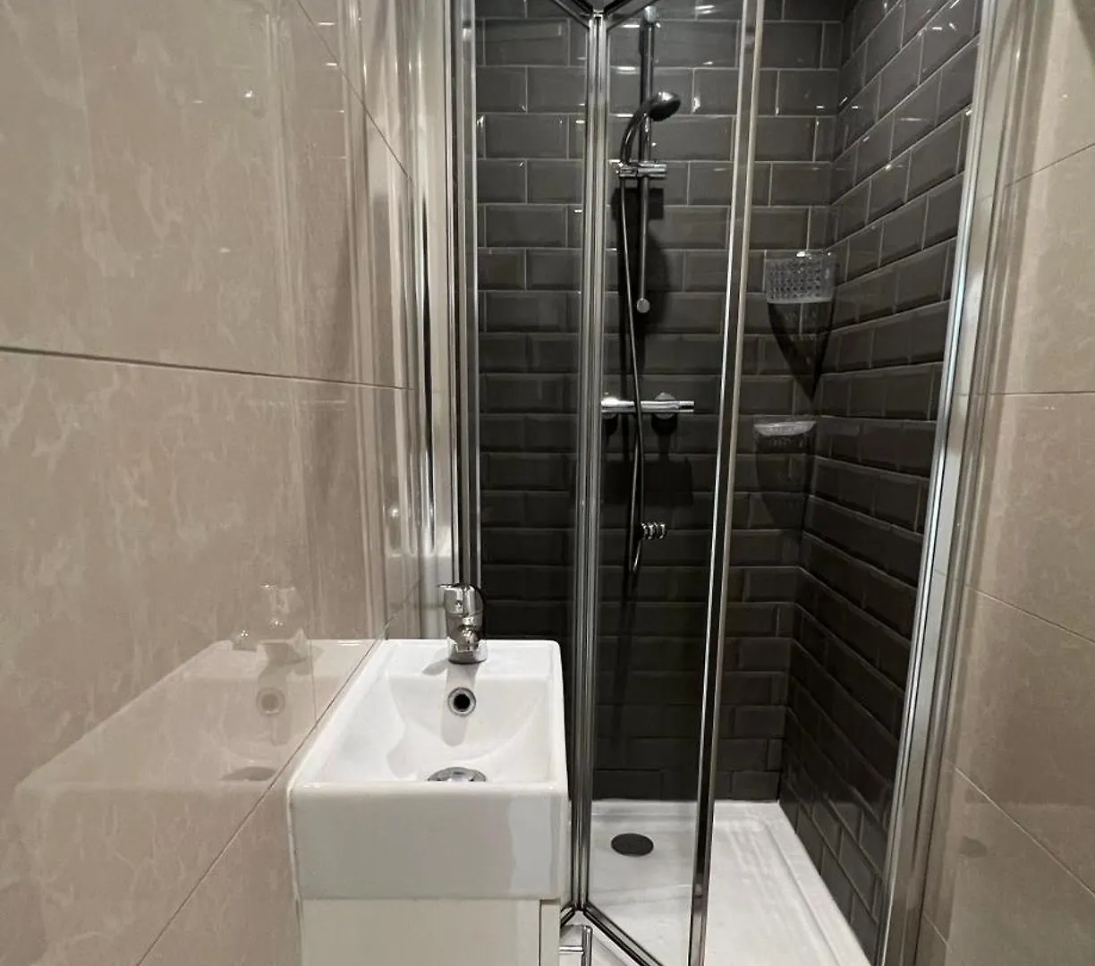 Pensión Lovely Dublin Home - Just 15 Mins To City Centre