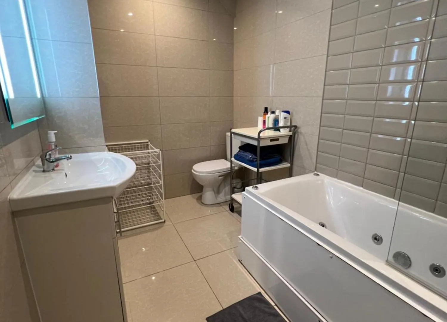 Guest house Lovely Dublin Home - Just 15 Mins To City Centre Ireland